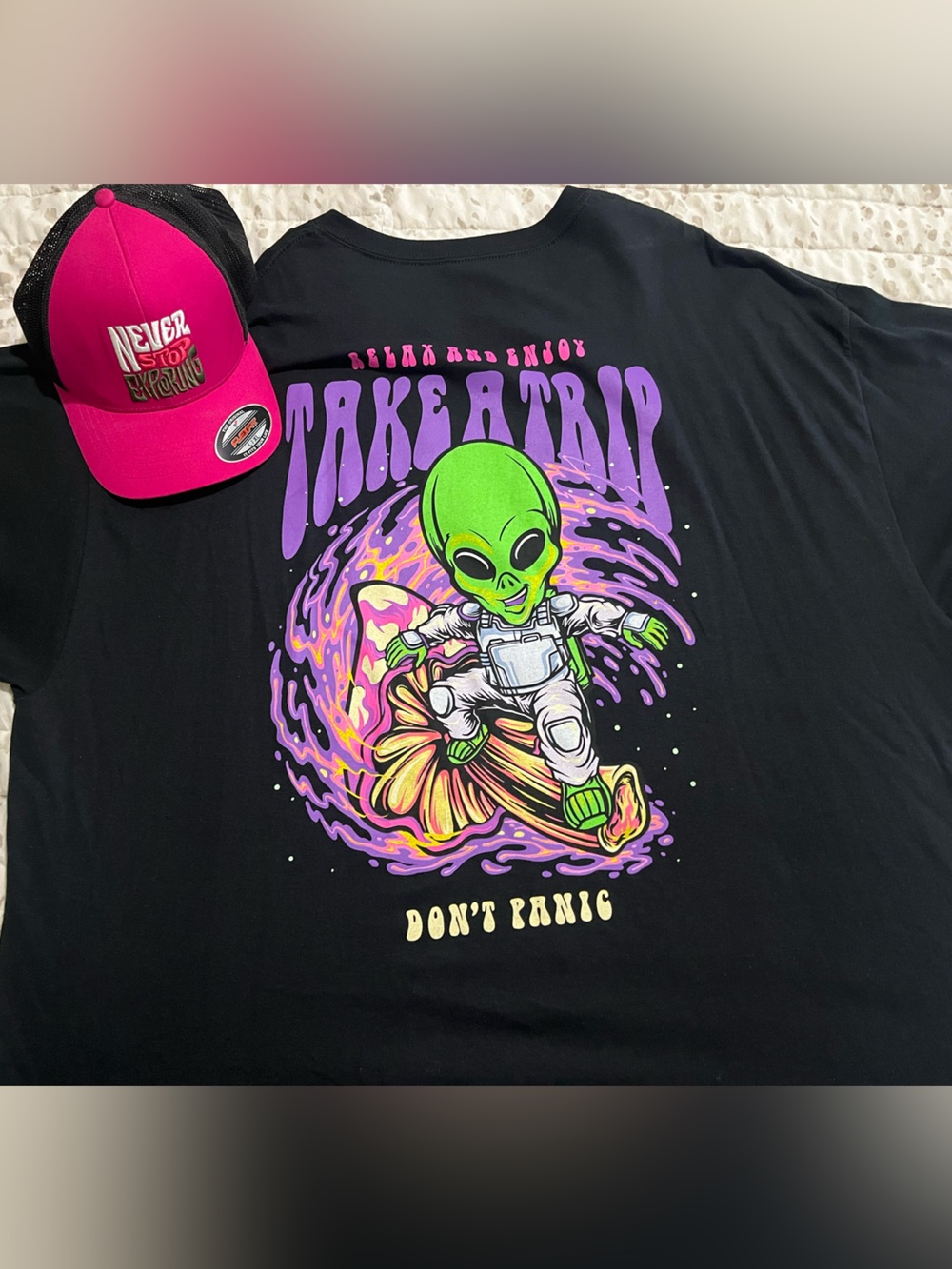Alien Surf Graphic Tee - Black